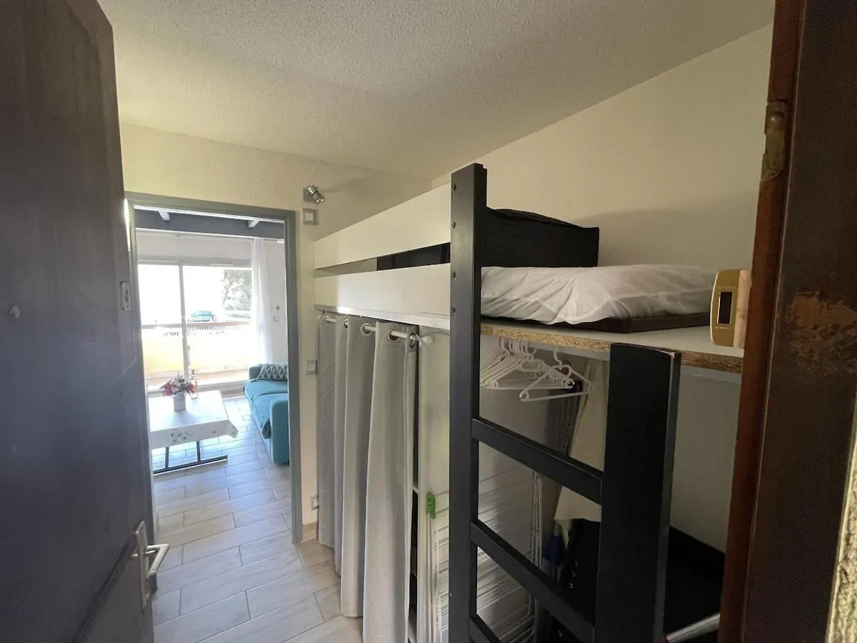 Studio 24M2 - Parking - Clim - Piscine - Mer A 100M Roquebrune-sur-Argens France