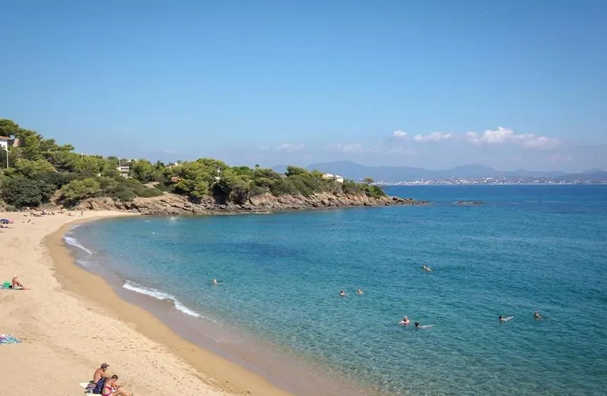 Studio 24M2 - Parking - Clim - Piscine - Mer A 100M Roquebrune-sur-Argens France