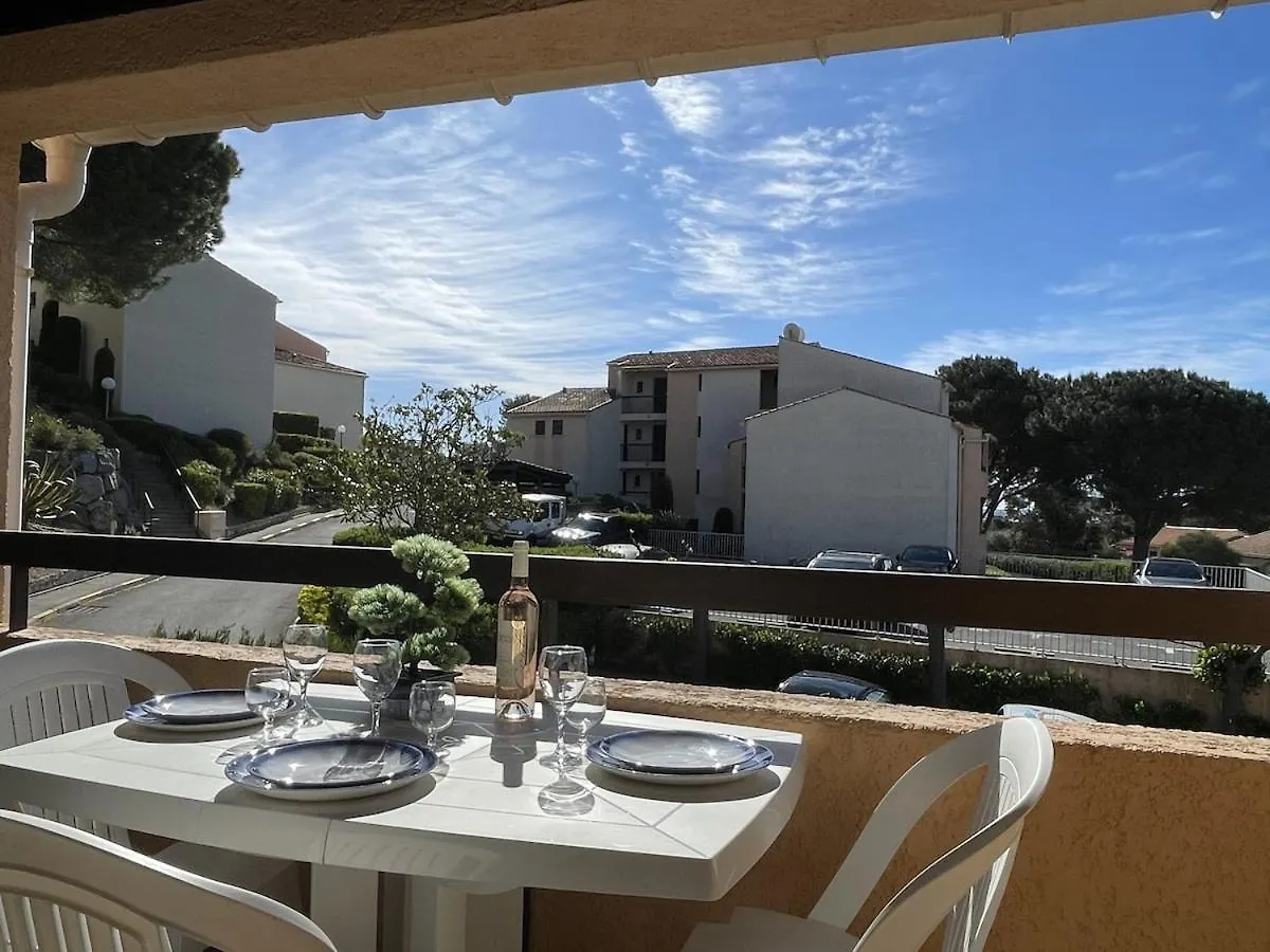 Apartment Studio 24M2 - Parking - Clim - Piscine - Mer A 100M Roquebrune-sur-Argens France