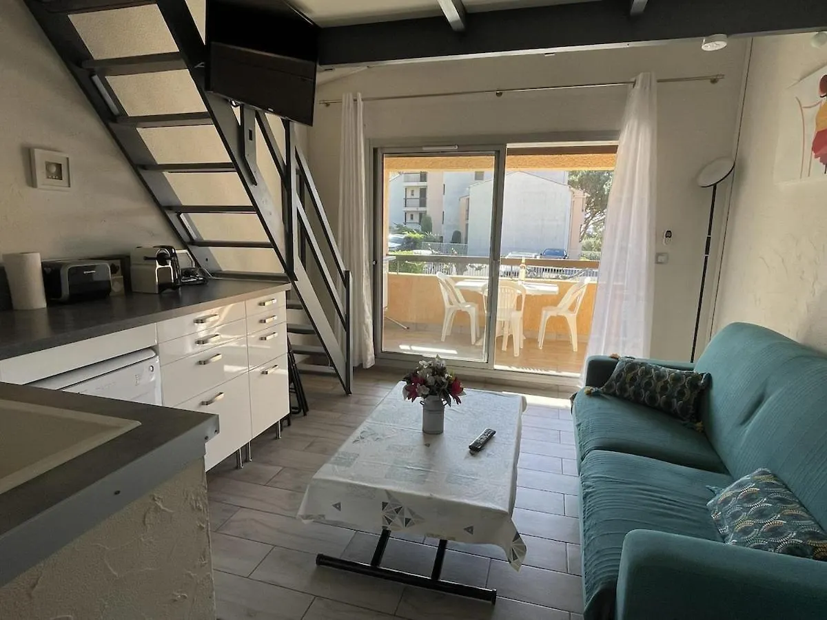 Apartment Studio 24M2 - Parking - Clim - Piscine - Mer A 100M Roquebrune-sur-Argens