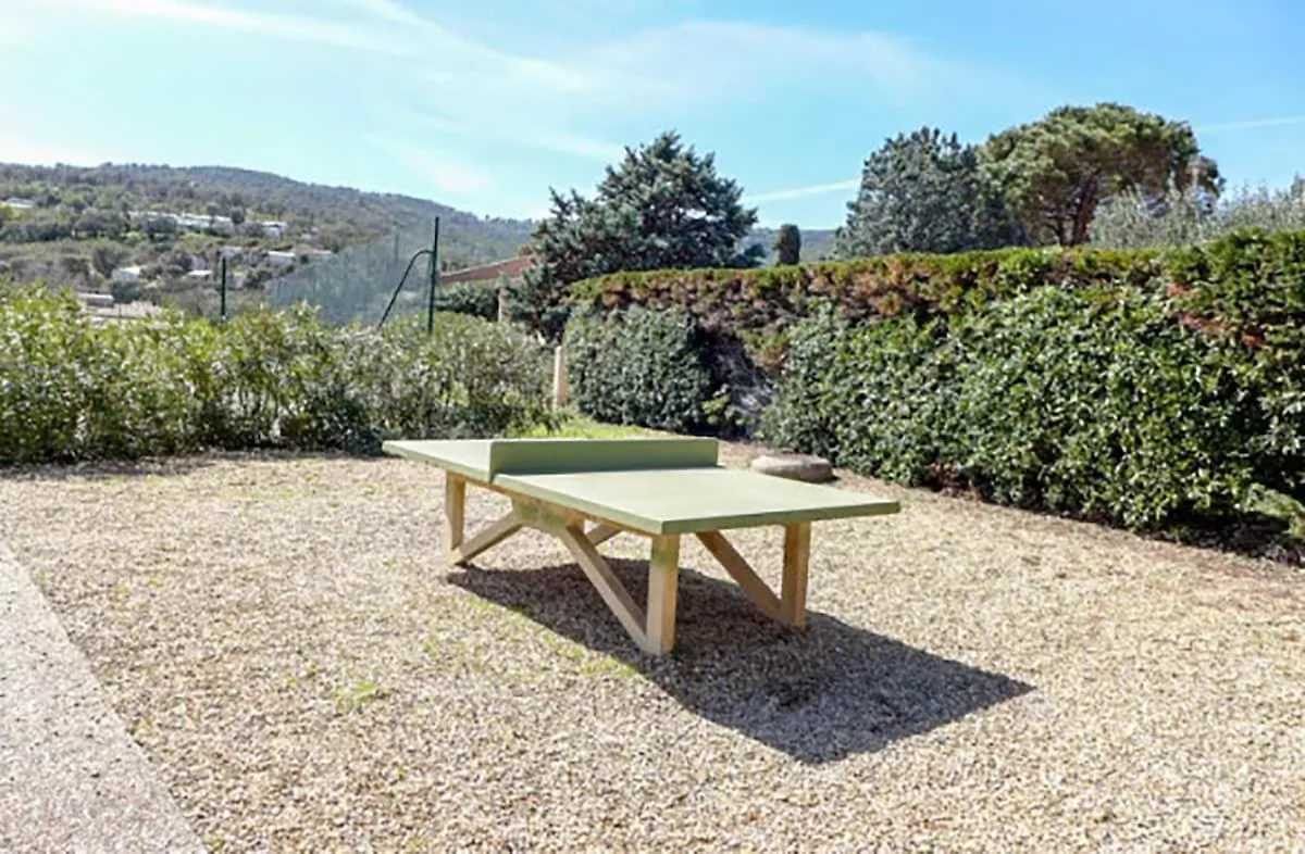 Studio 24M2 - Parking - Clim - Piscine - Mer A 100M Roquebrune-sur-Argens 0*,